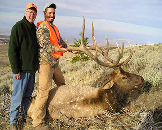 elk hunting, mule deer hunting, elk hunt wyoming, deer hunt wyoming, hunt wyoming private ranches, trophy mule deer, trophy elk, guided hunt wyo
