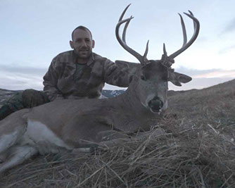 elk hunting, mule deer hunting, elk hunt wyoming, deer hunt wyoming, hunt wyoming private ranches, trophy mule deer, trophy elk, guided hunt wyo